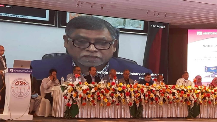ডেঙ্গি নিয়ন্ত্রণে সমালোচনা হয়েছে, চি‌কিৎসা নিয়ে নয়: স্বাস্থ্যমন্ত্রী